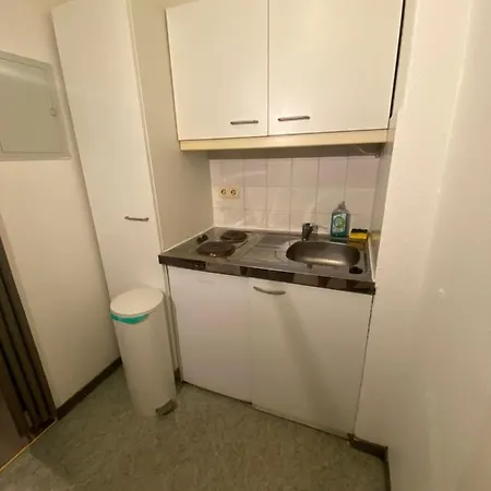 アパート Cozy, Sunny Apartment. デュッセルドルフ